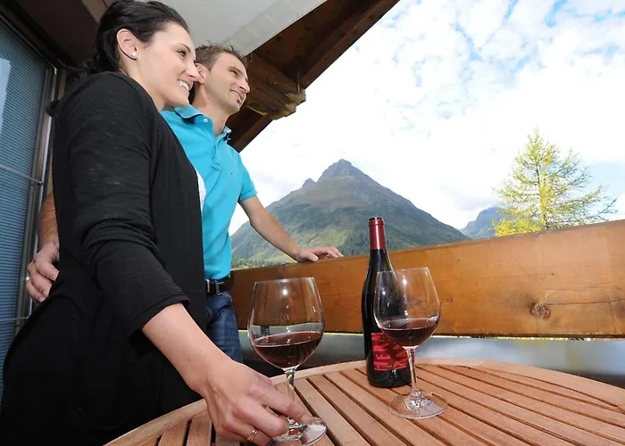 Apartment Alexandra In Galtuer By Interhome Daire *